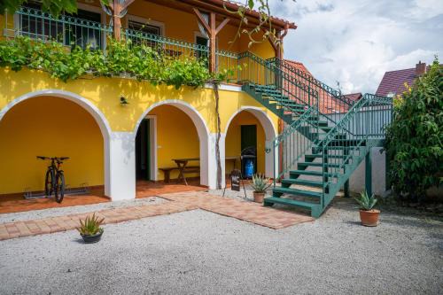Dolni Dunajovice House | Ubytování Kroupa