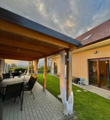 Perna House | Ubytování Pálava Perná