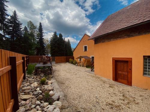 Nove Mesto pod Smrkem Cabin | Ubytování Smrk