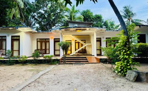 Sevanagala Hotel | Udawalawe Elegarden Safari Resort