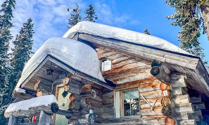 Lampivaara House | Ukkokelo by Interhome