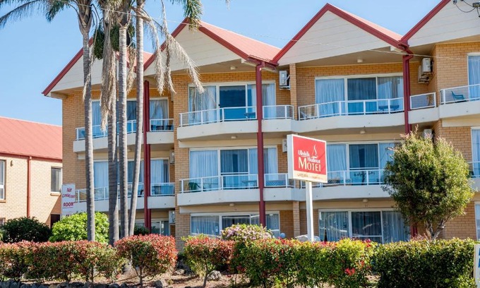 Ulladulla Hotel | Ulladulla Harbour Motel