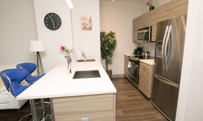 Midtown Village Apartment | ULTRA MODERN NEW 1BR 1BA BY RITTENHOUSE DOORMAN!!!