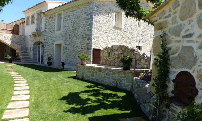 Vacquieres Other | Ultra relaxing our guest houses "cottages" Le Mas de France