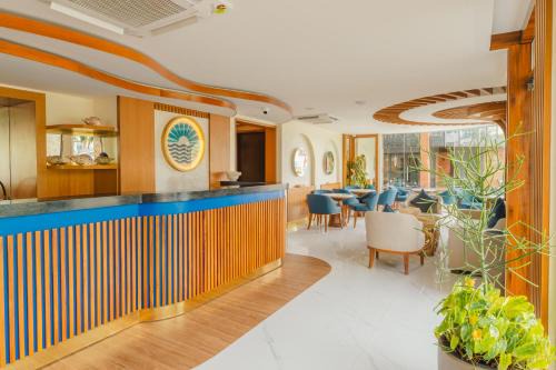 Male Hotel | UMET Seaview Hotel with Free Airport Pick up and Drop T&C Apply