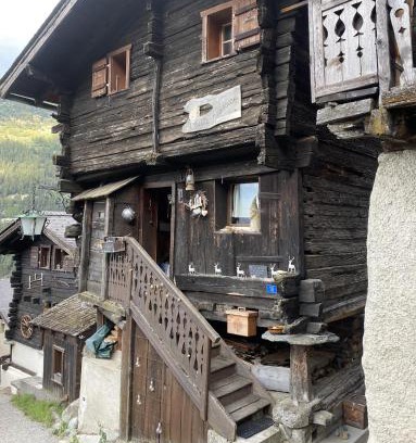 Lauenen Bei Gstaad Ski Chalet | Un nid au paradis - Chalet traditionnel avec beaucoup de cachet