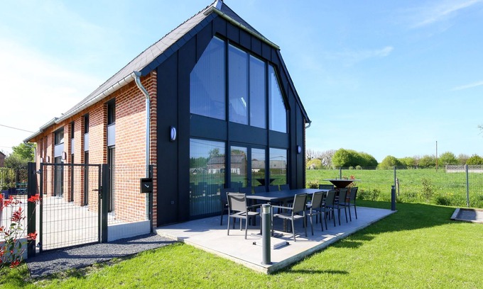 Boue House | Un nid dans la Grange - Maison avec jacuzzi et sauna