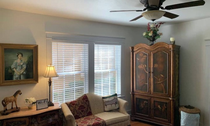 Hannon Park Condo | Under the Oaks in Mobile’s Historic District