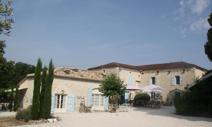 Montaigu-de-Quercy Bed & Breakfast | Une Vie En Quercy