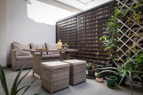 San Gil Apartment | Unika Homes Faustino & Terrace