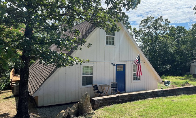 Eufaula Cabin | Unique A-Frame cabin at Lake Eufaula that is completely renovated!