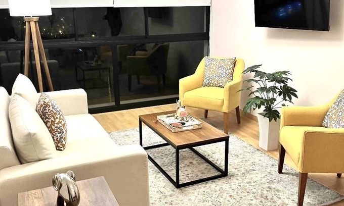Sector 1 Apartment | Unique Apartment. 5 Guests. 3 Bedrooms. 2 Baths.