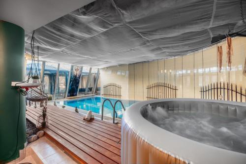 Prague 5 Apartment | Unique apartment with private pool, cinema, SPA