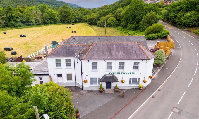 Margam House | Unique Exclusive Pub Sleeping up to 26 People
