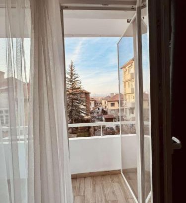 Vranyantsi Apartment | Unique flat with balcony in the heart of the city