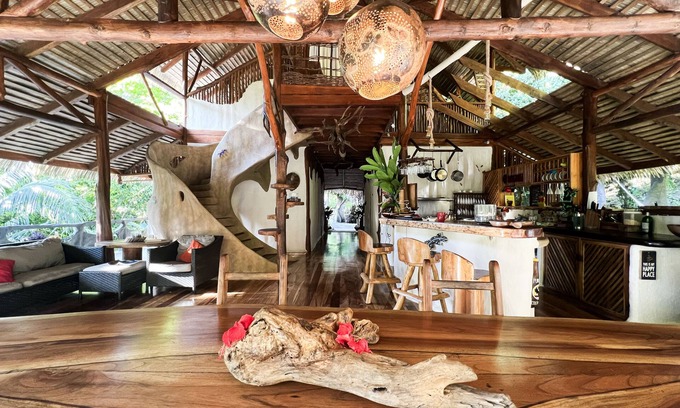 Cabo Matapalo House | Unique Jungle Home near the Beach, Barefoot Luxury, Off the Grid, Rich Wildlife