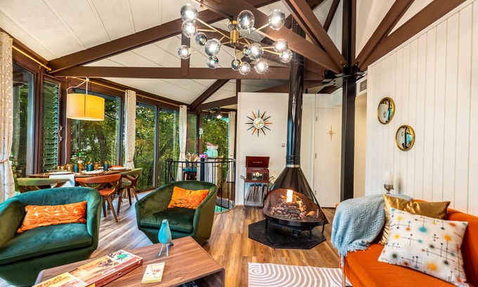 The Galena Territory Cabin | Unique octagon house in woods- Hot tub, pool, fireplace, firepit
