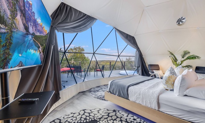 Lago Vista Resort | Unique & Plush Eco-Glamping Resort in TX Hill country!