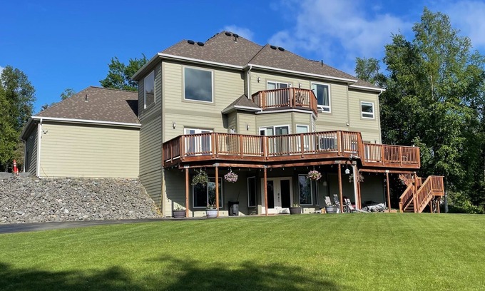 Rabbit Creek House | Unique quiet 2 Bedroom space in South Anchorage