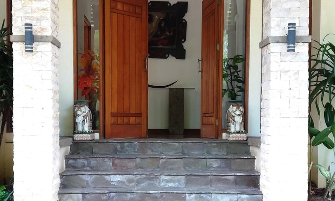 Bukit Villa | Unique spacious 5 bedrooms house in south Bali