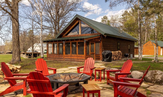 Hackensack Cabin | Unique Timber frame Cabin-lake access-private boat dock