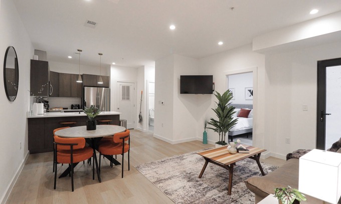 Shaw Bed & Breakfast | Unit 3: 1BR w/Queen + Sofa Bed in the Heart of DC