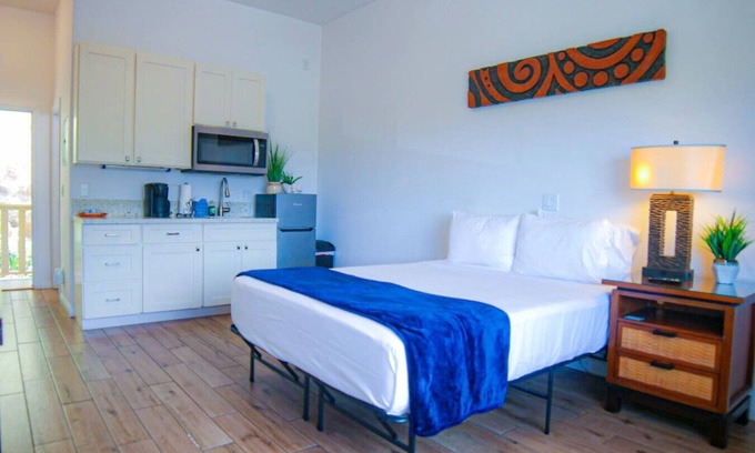 Wailuku Apartment | Unit 4 Maui Ohana Modern Studio