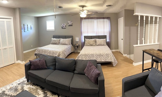 Normal House | University Cozy Escape