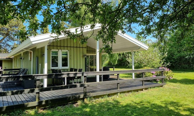 Hov House | Unobstructed summer house in lovely Langeland