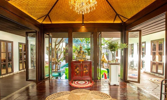 Bang Na Villa | Unparalleled pool villa
