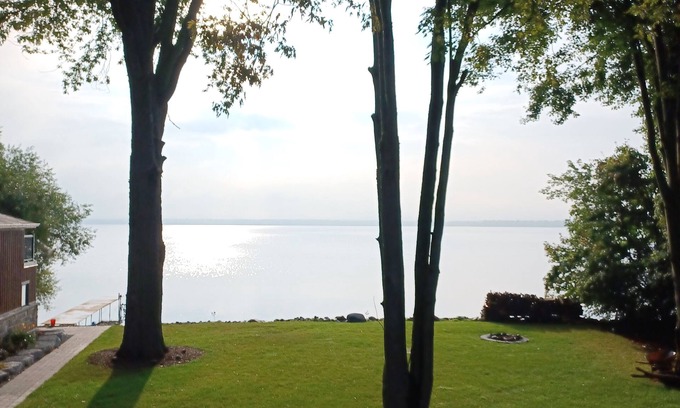 Virginia Cottage | Unplug at the Point: relax and recharge at your own private lakefront paradise