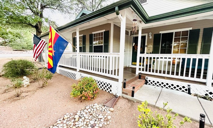 Payson House | Unwind and Relax at Hidden Trails Retreat