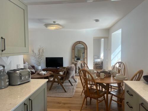 Murthly House | Unwind at our berry farm