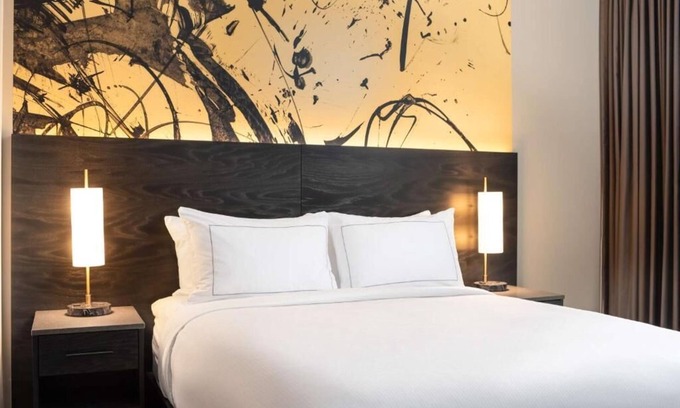 Central Area Hotel | Unwind in Style and Comfort! Pet-friendly Property, Onsite Parking!