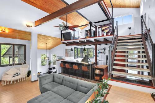 Dripping Springs House | Uplift House