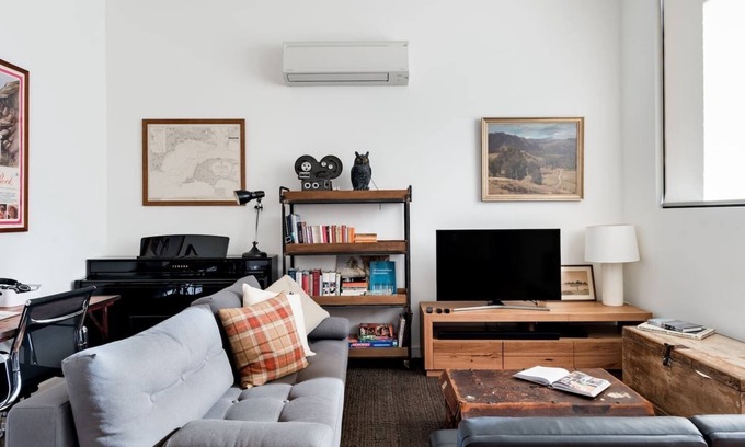 Fitzroy Apartment | Upmarket Terrace in the Heart of Trendy Fitzroy