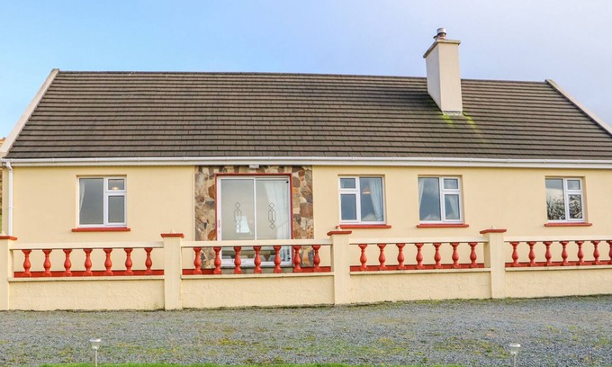Eyeries House | UPPER HAVEN, pet friendly, with open fire in Eyeries, County Cork