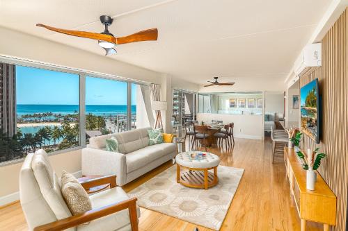Waikiki Apartment | Upscale 2BR & 2BA Ocean View in Waikiki with Parking!