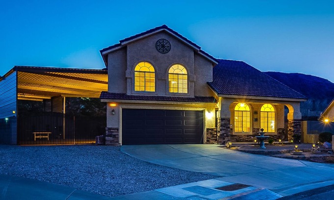 Black Mountain House | Upscale 4 BR Home with RV parking
