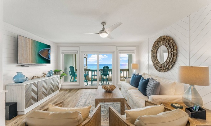 Sunnyside Condo | Upscale, Remodeled & Gulf-Front. Quiet West End PCB/30A. NO Crowds - Beach Svc!