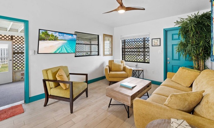 Cocoa Beach Apartment | Uptown Cottage - Walking Distance to all Downtown!