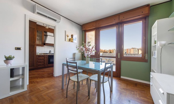 Saragozza-Porto Apartment | UR-NEST Saffi, Silent and very sunny 90 sqm