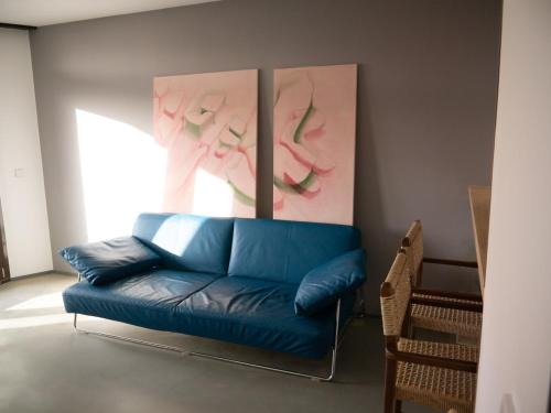 Oberdorla Apartment | Urban Art Living - Your temporary home