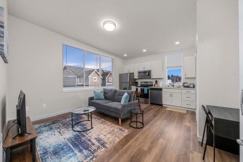 South Tacoma Apartment | Urban Living: Stylish Apts in the Heart of Tacoma