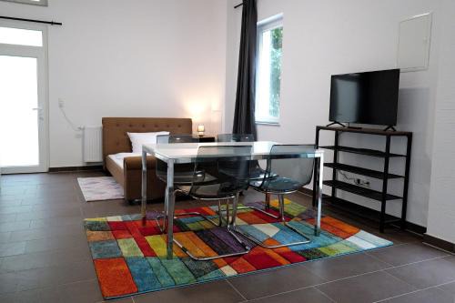 Nord-Holland Apartment | Urban Oasis - Kassel City
