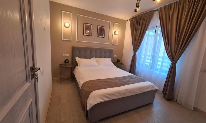 Calimanesti House | URBANIST Guest House