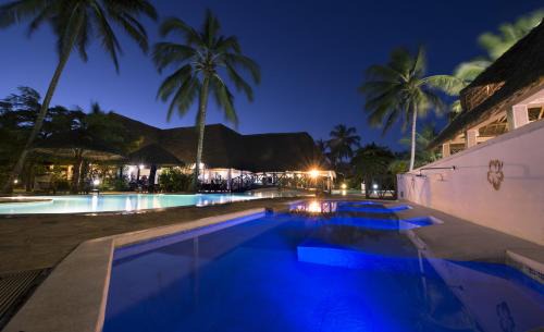 Uroa Resort | Uroa Bay Beach Resort
