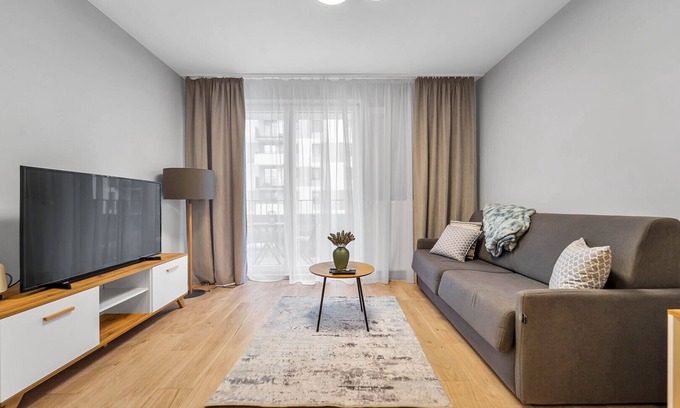 Ursus Apartment | Ursus Comfy Apartment with FREE Parking