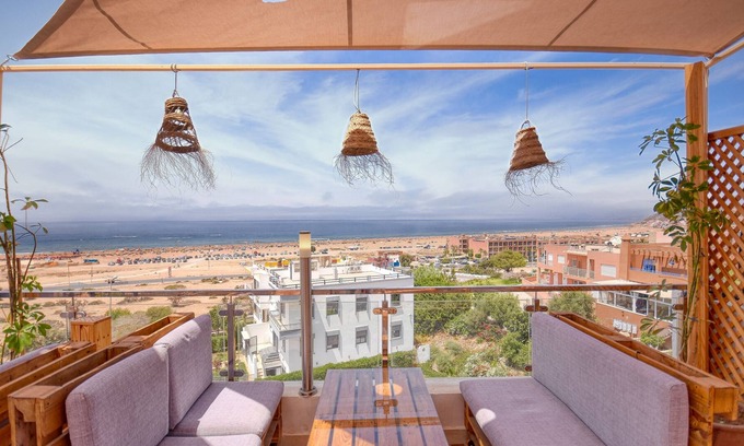 Imi Ouaddar Apartment | Urti - By Blue Wave 2/3 Px