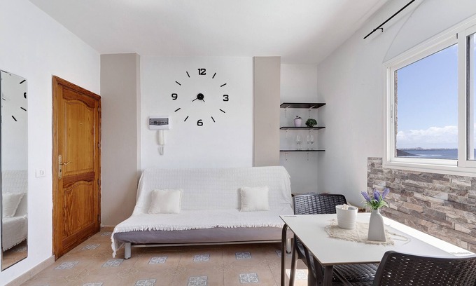 Pozo Izquierda Apartment | Vacation Apartment 'Sweet Home Pozo Izquierdo B' with Sea View and Wi-Fi